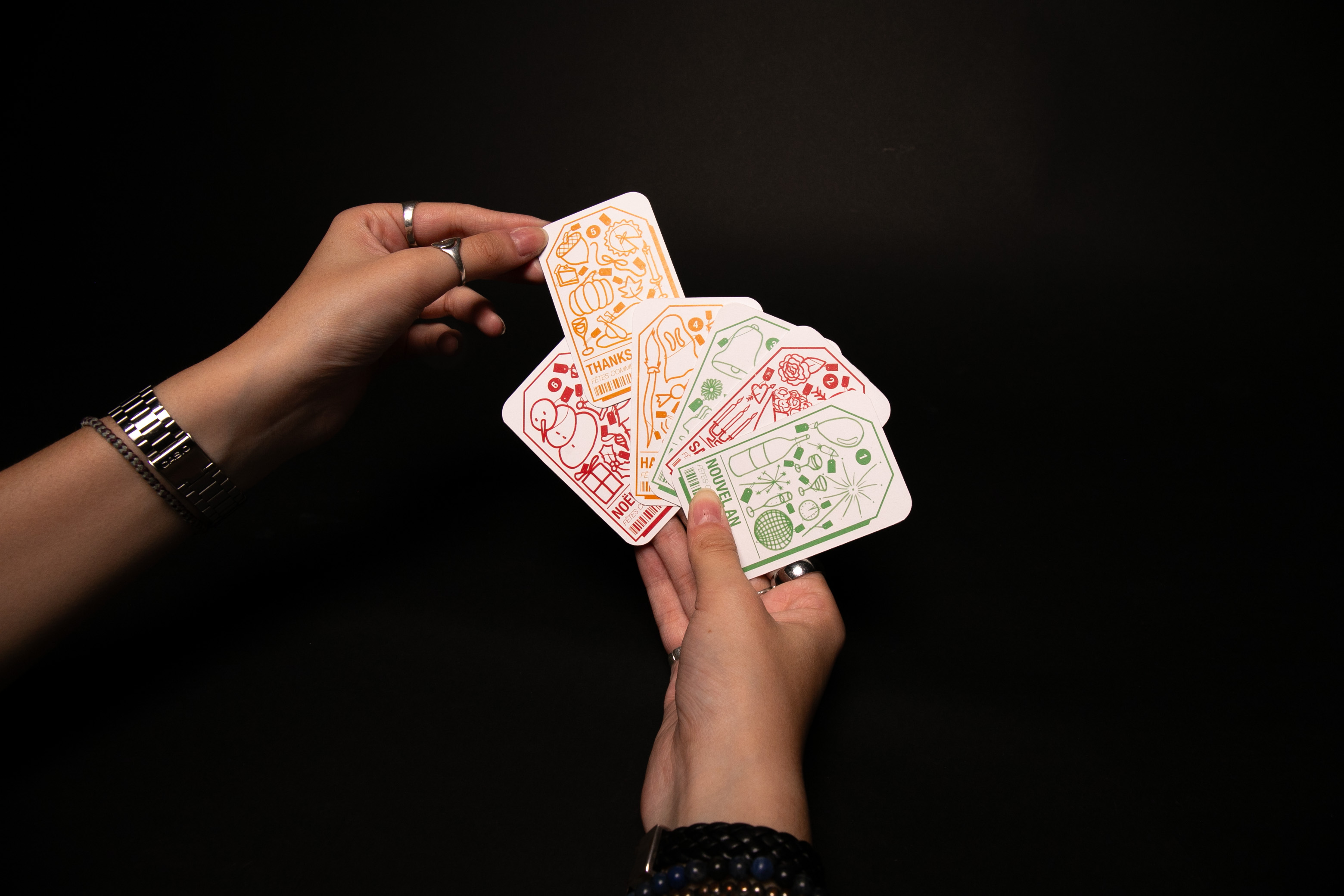 Photo Jouer le Monde : jeu de cartes complet.